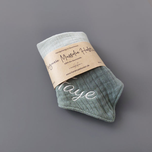 Personalisiertes Musselin Halstuch - Lätzchen für Babys und Kleinkinder mit Namen bestickt, Bandana, Dreiecktuch, old green & helles mint