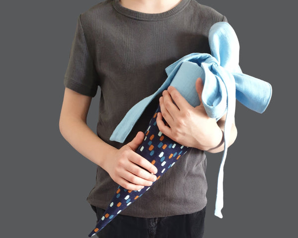 Kleine personalisierte Geschwistertüte - Konfetti in blau