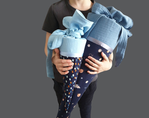 Kleine personalisierte Geschwistertüte - Konfetti in blau
