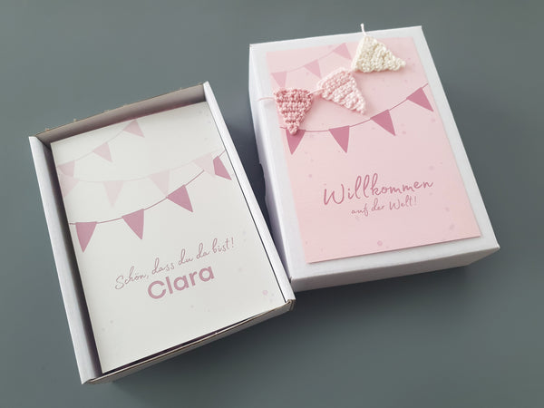 Personalisierte Baby Geschenkbox 3-teilig mit Knisterohren - Girlande, rosa