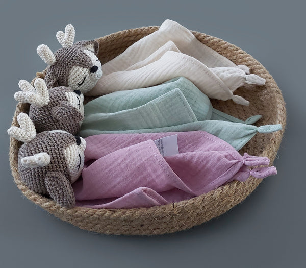 Rehkitz Schmusetuch mit Name - Kuscheltier Reh mit Namen in deco rose