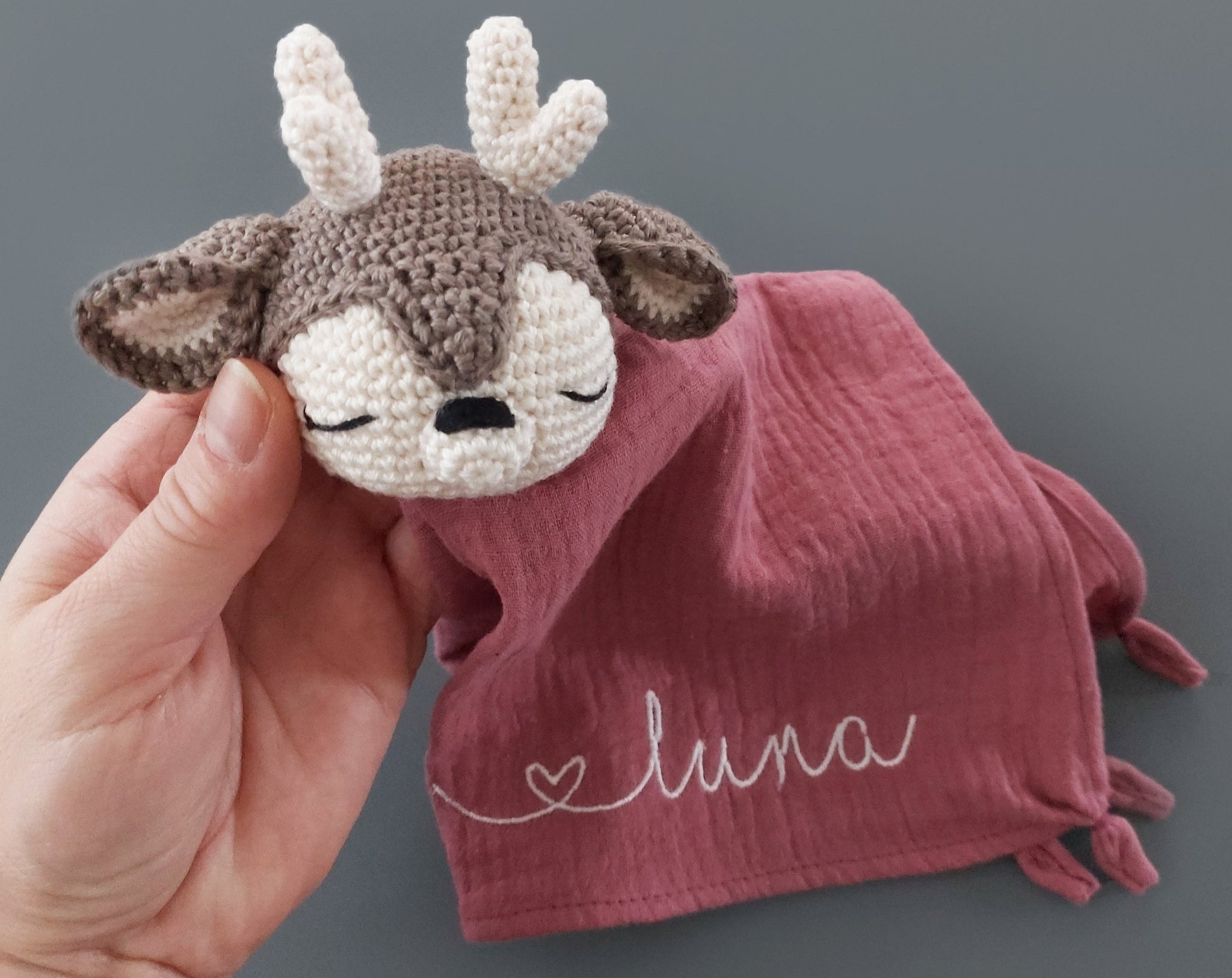 Rehkitz Schmusetuch mit Name - Kuscheltier Reh mit Namen in deco rose