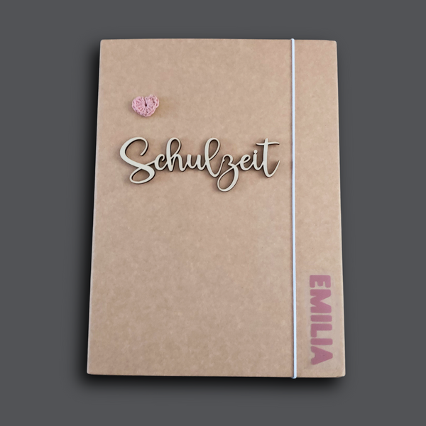 Personalisierte Sammelmappe für Erinnerungen und kreative Werke- Schulzeit, Herz