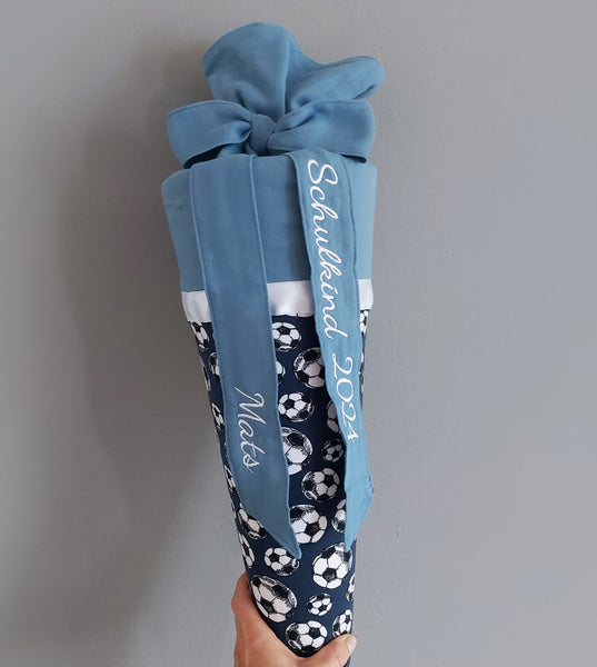 Personalisierte Schultüte Fussball blau