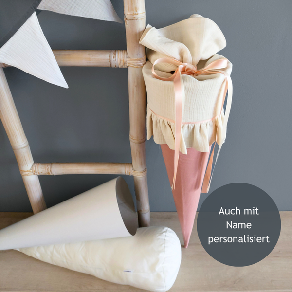 Schultüte mit Rüsche aus Stoff - personalisierte Schultüte in zarten Farben, 70cm