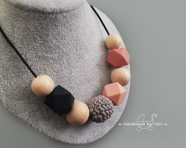 Stillkette/ Halskette - freie Farbwahl III - handmadebyvieri
