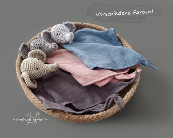 Personalisiertes Schmusetuch aus Bio Musselin - Elefant in hellgrau und beige (natur)