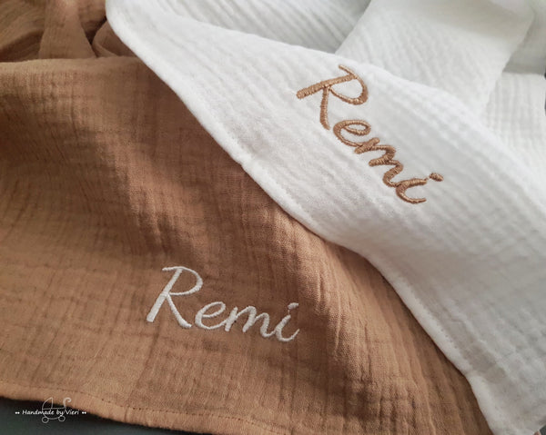 Personalisierte Musselin Schmusetücher in taupe und weiß - 2er-Set Bio - handmadebyvieri