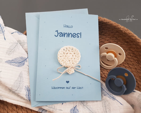 Personalisierte Geburtskarte - Luftballon in blau/beige