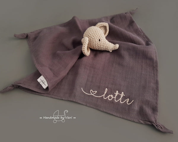 Personalisiertes Schmusetuch aus Bio Musselin - Elefant in sand und rabbit