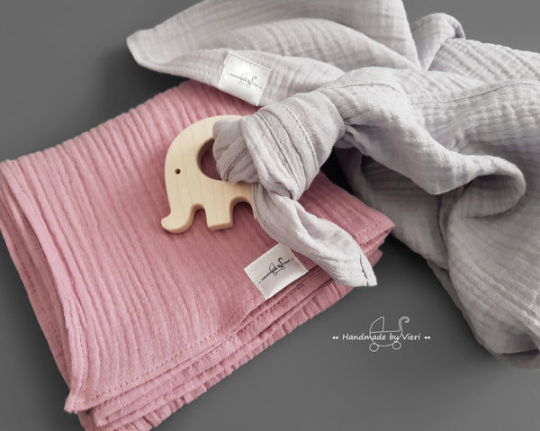 Personalisiertes Musselintuch Mädchen - Spucktuch, Schmusetuch für Babys - handmadebyvieri