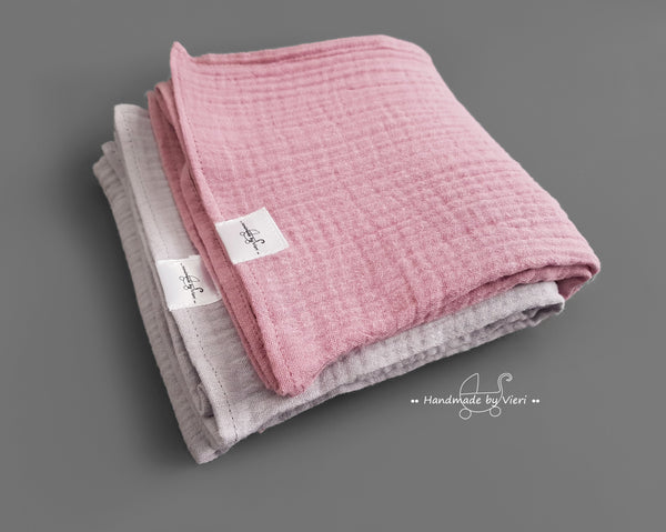 Personalisiertes Musselintuch Mädchen - Spucktuch, Schmusetuch für Babys - handmadebyvieri
