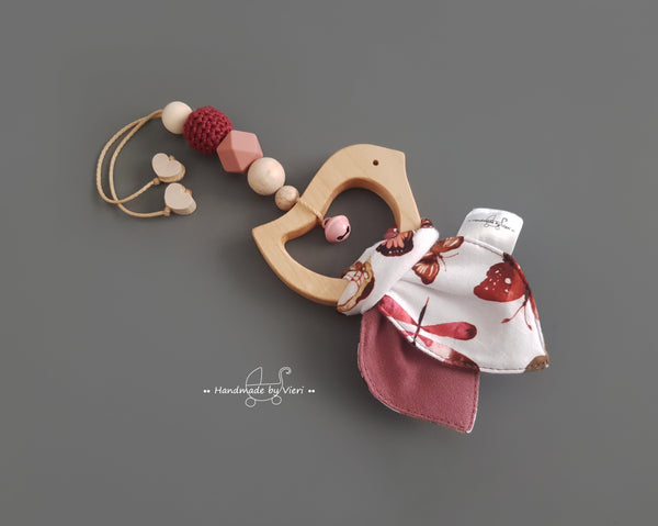 Knisterohren ohne Namen - Maxi Cosi Anhänger, Schmetterlingmuster weiß/deco rose