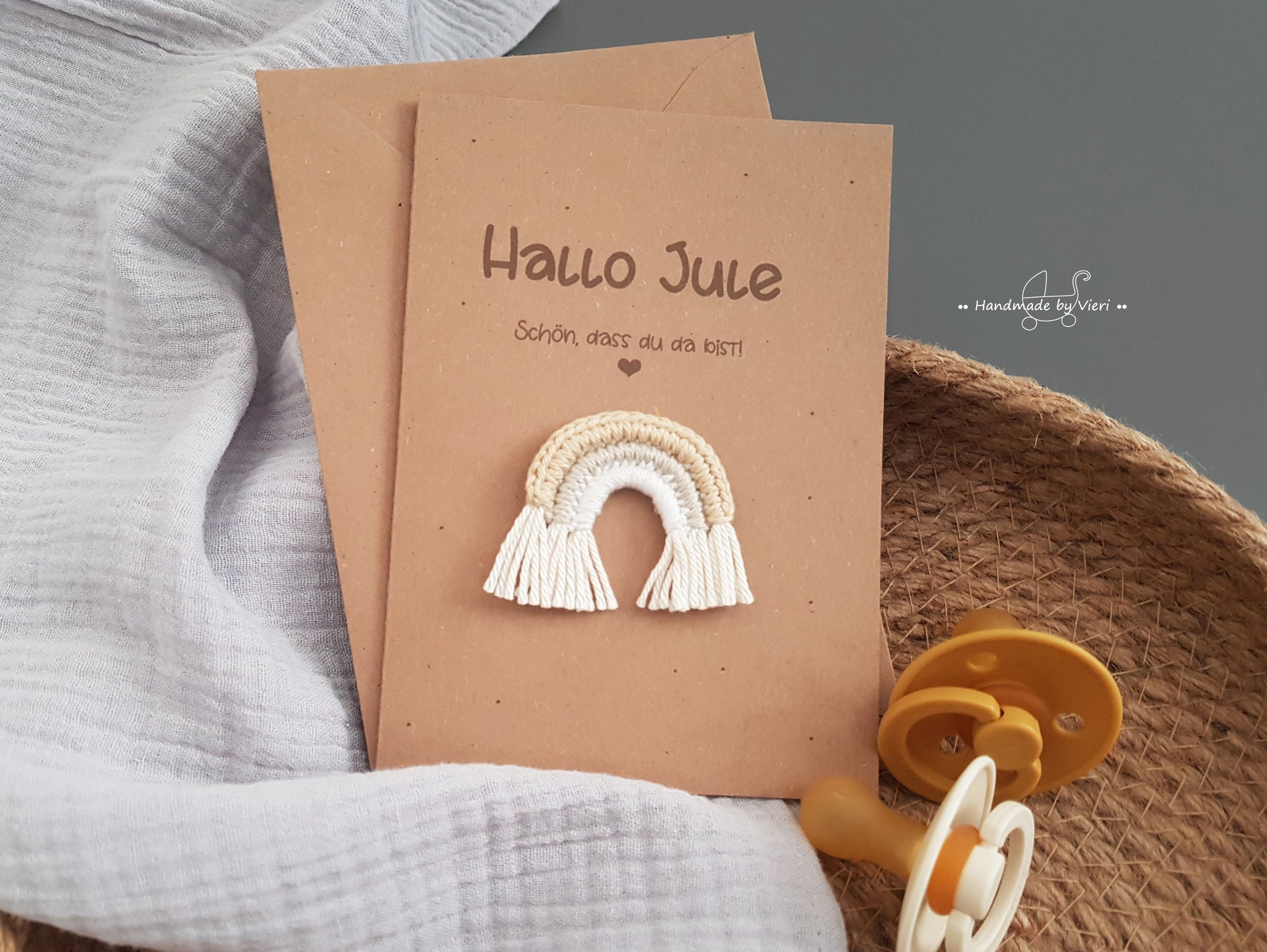 Personalisierte Geburtskarte - Regenbogen in beige/taupe