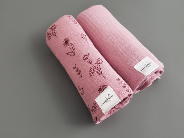 Personalisierte Musselin Schmusetücher mit Blümchen - 2er-Set Bio in altrosa