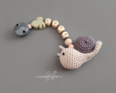Anhänger mit Name - Schnecke, grau/sand - handmadebyvieri